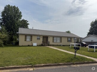 Building Photo - 242 Cedar Crest
