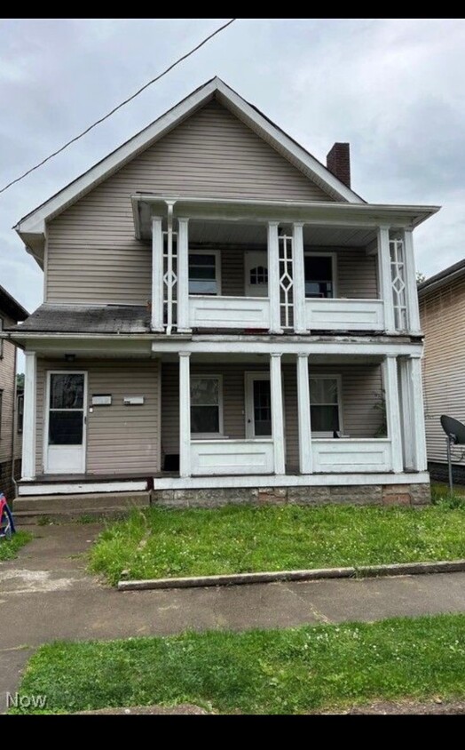 Bottom unit - 3534 Orchard St