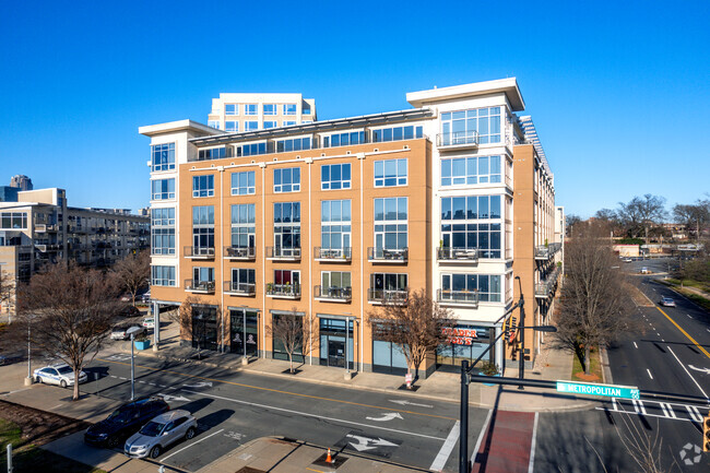 Building Photo - Met Lofts