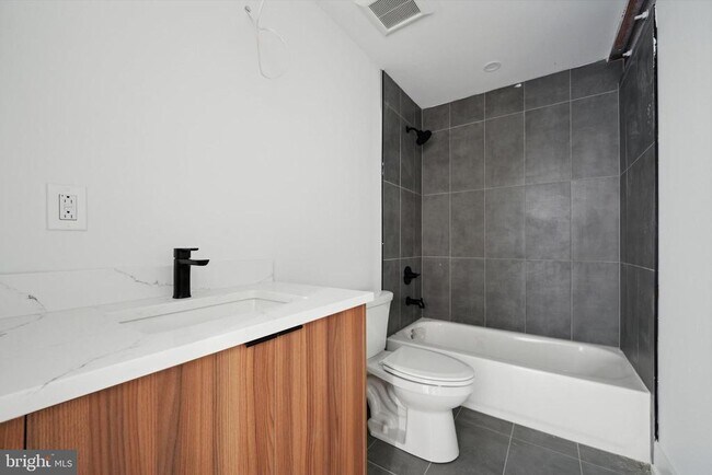 Foto del edificio - 808 N 3rd St