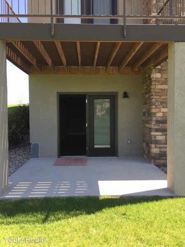 Building Photo - 4 br, 3 bath House - 1003 Bella Vira Dr