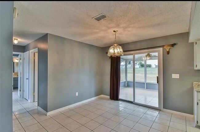 Building Photo - 6356 SW 103rd Street Rd