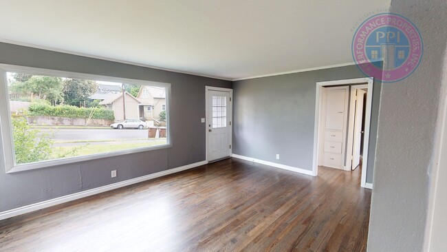 Foto del edificio - Oregon City - Three Bedroom Bungalow, Comp...