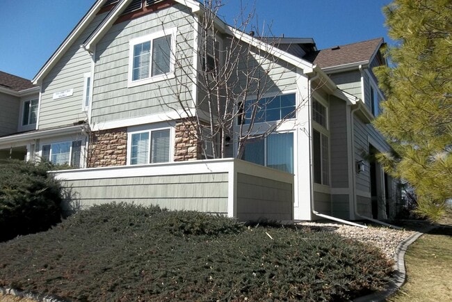 Building Photo - 5550 Corbett Dr