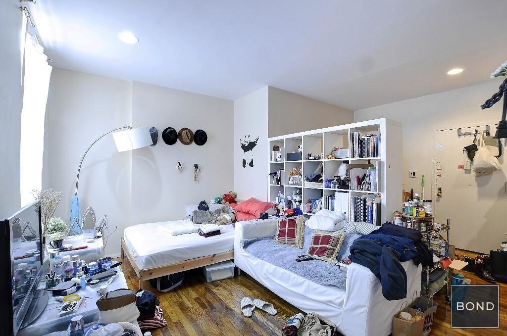 Foto principal - 170 W 25th St