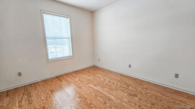 Building Photo - 208 NY-208