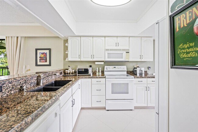 Building Photo - 13321 Polo Club Rd