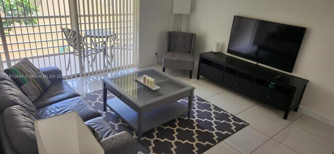 Foto del edificio - 959 SE 2nd Ave