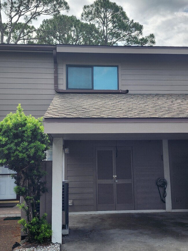 Foto del edificio - 6901 N Lagoon Dr