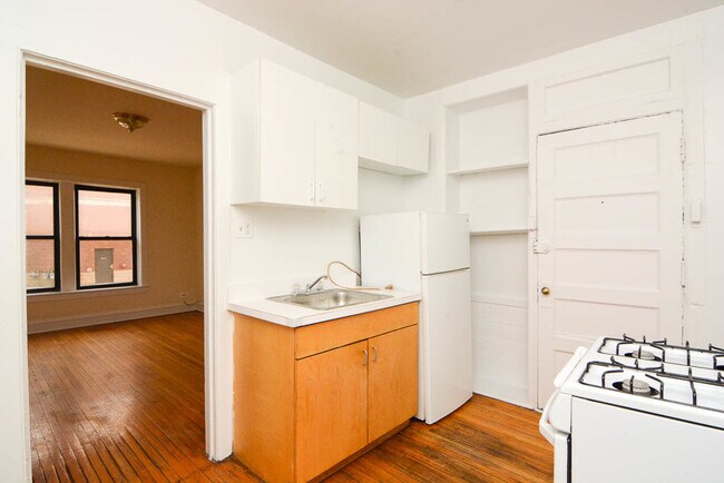 Foto del edificio - 2714 N Spaulding Ave