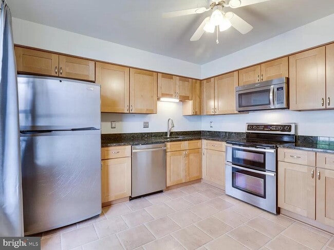Building Photo - 8461 Diablo Ct