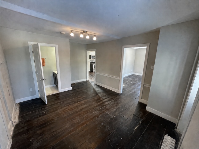 Building Photo - 722 Faust Rd