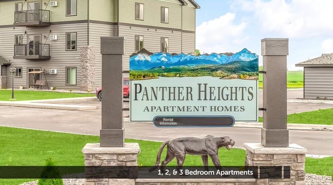 letrero de entrada - Panther Heights Apartments