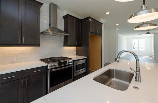Foto del edificio - 5209 Riden Ct