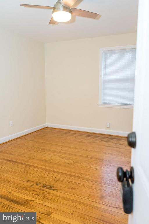 Foto del edificio - 605 Silver Spring Ave