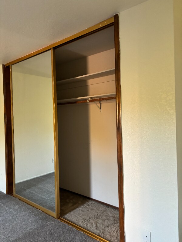 Foto del edificio - 3681 Eastwood Cir