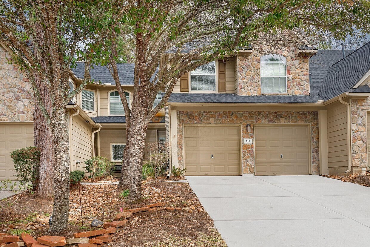 Foto principal - 110 N Valley Oaks Cir