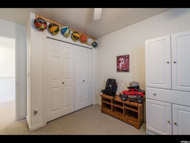 Foto del edificio - 729 S Apple Grove Ln