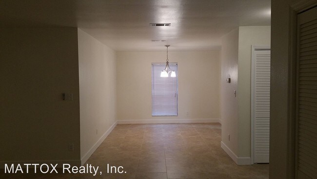 Building Photo - 898 Meginnis Ln