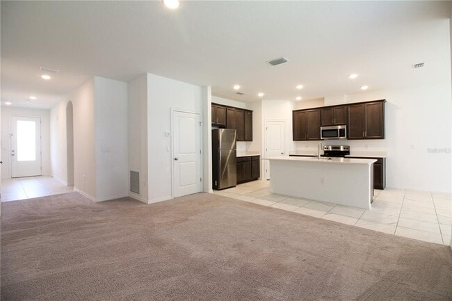 Building Photo - 6240 Great Bear Dr