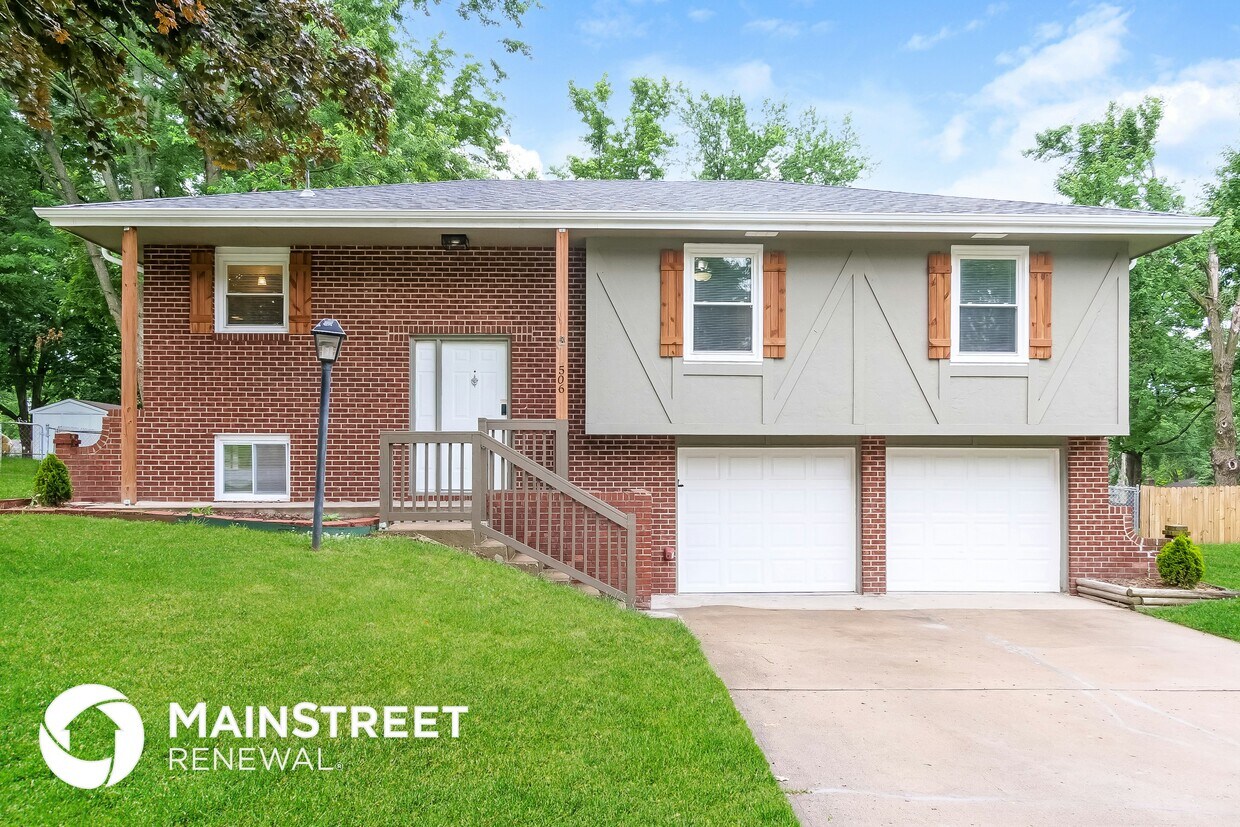 Foto principal - 506 NW Roanoke Dr