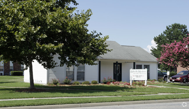 Foto del edificio - Belleville Meadows