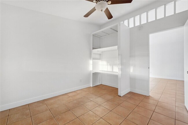 Building Photo - 4683 Teasdale Ave