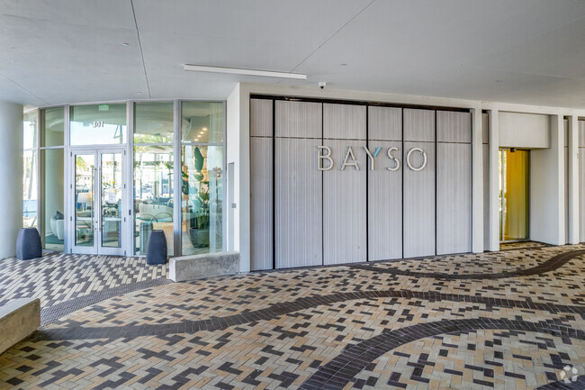 Entrada - Bayso Sarasota