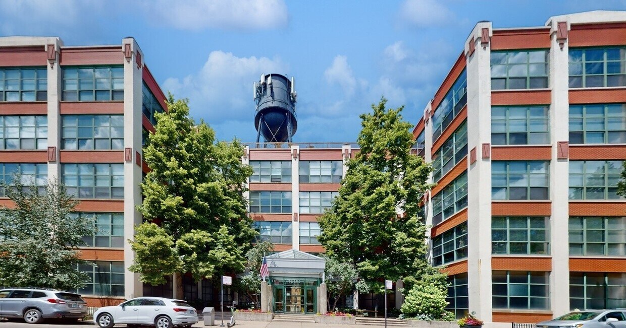 Historic Pencil Factory Lofts (ext) - 1800 W Roscoe St