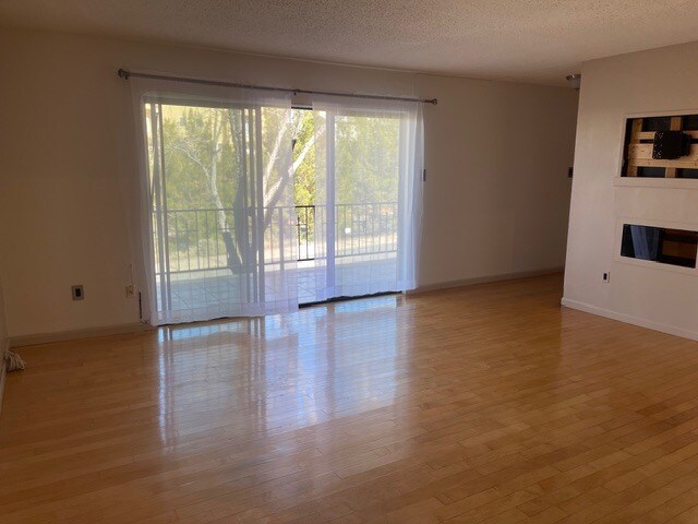 Foto del edificio - 4800 N Stanton St