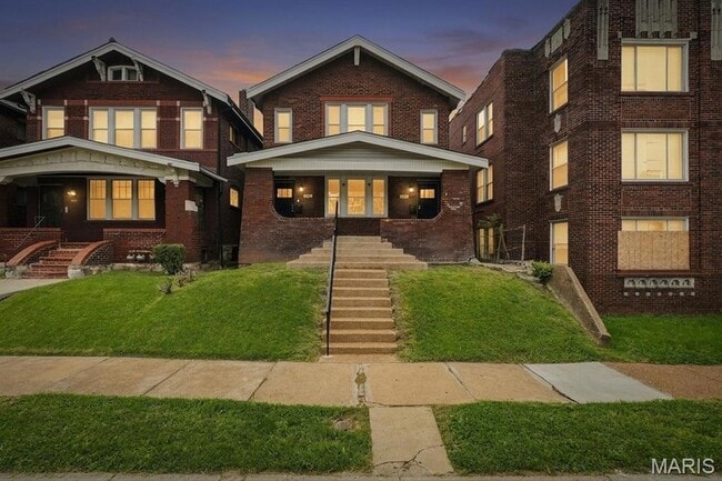 Building Photo - 5006 Queens Ave
