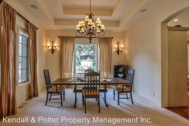Building Photo - 4 br, 3.5 bath House - 360 Dante Robles