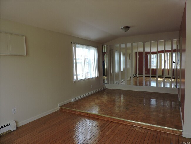 Foto del edificio - 172-61 125th Ave