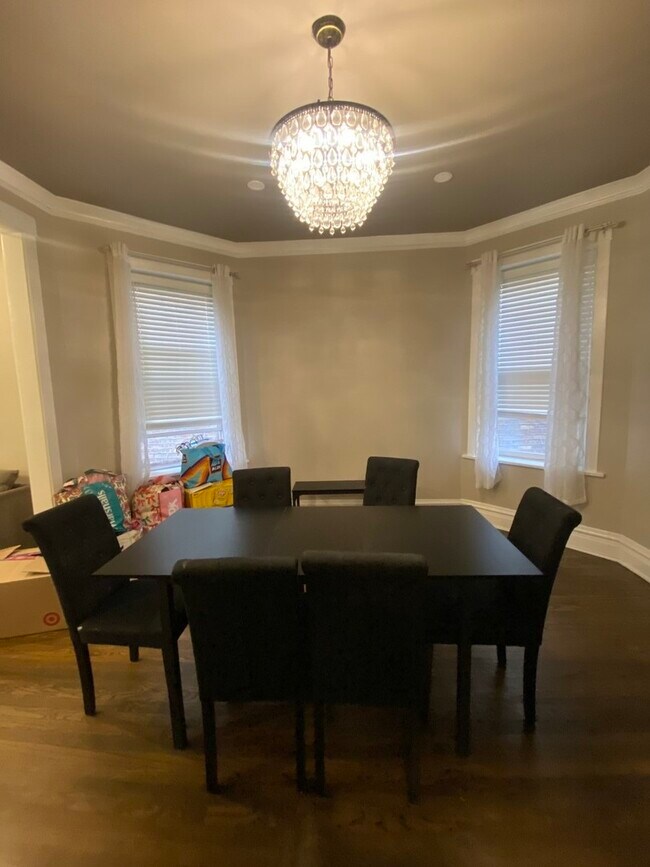 Foto del edificio - 2122 N Keystone Ave