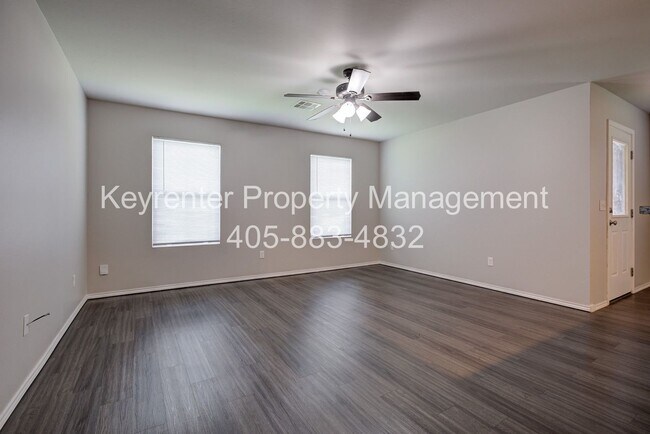 Building Photo - 3516 SE 94th St