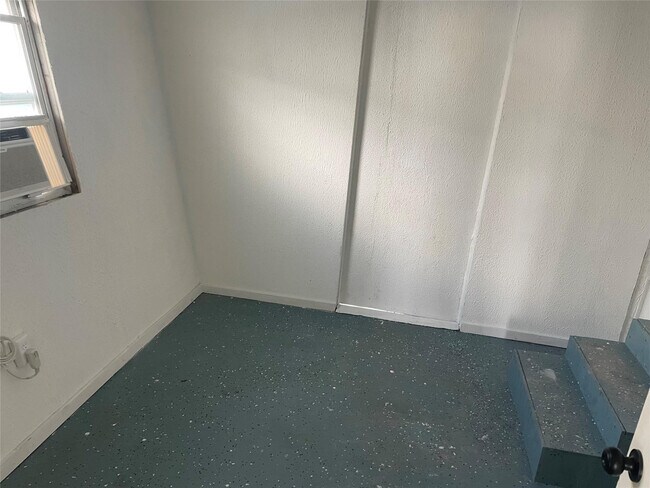 Foto del edificio - 8556 Berkley Dr