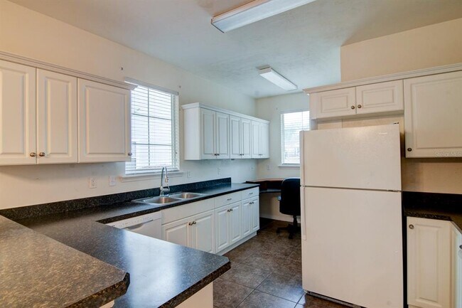 Foto del edificio - 1563 NW 29 Rd