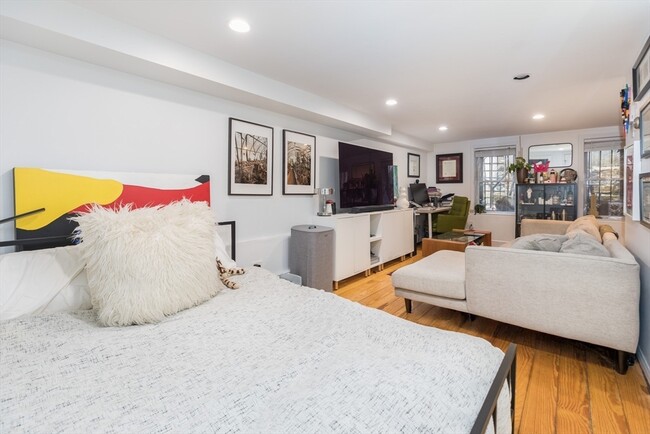 Pictures are representative samples of the advertised unit. In some cases, the actual units you tour - 92 Appleton St
