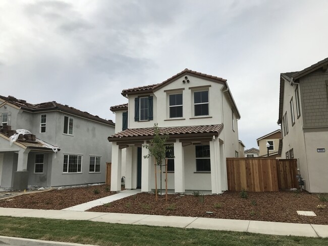 Foto del edificio - Welcome to Natomas Field.