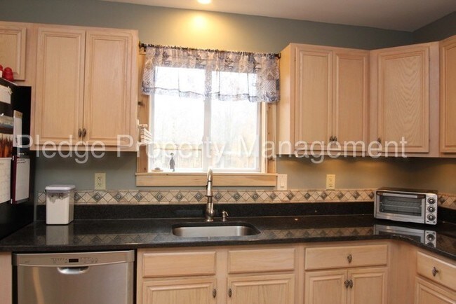 Foto del edificio - 29 Partridge Hollow
