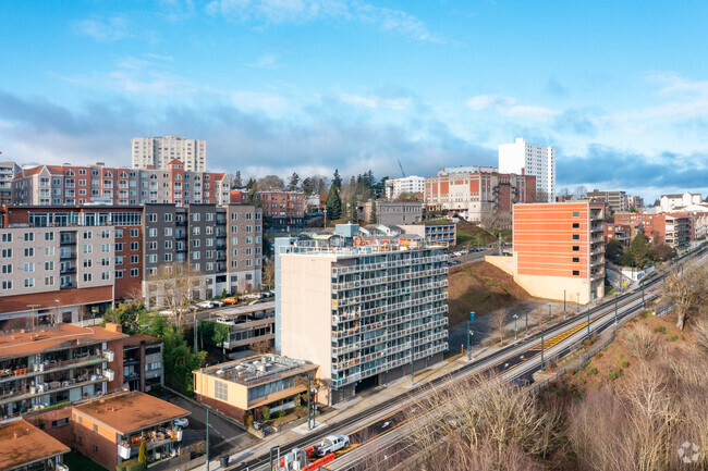 Building Photo - Sky Terrace Condos