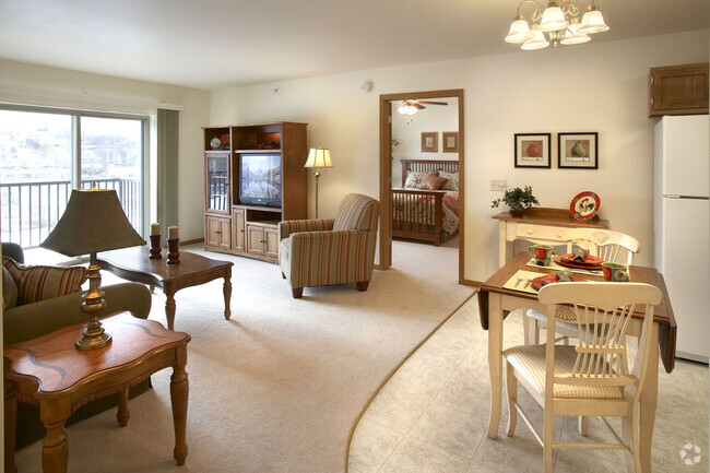 Rivershores Regency for Active Adults 55+