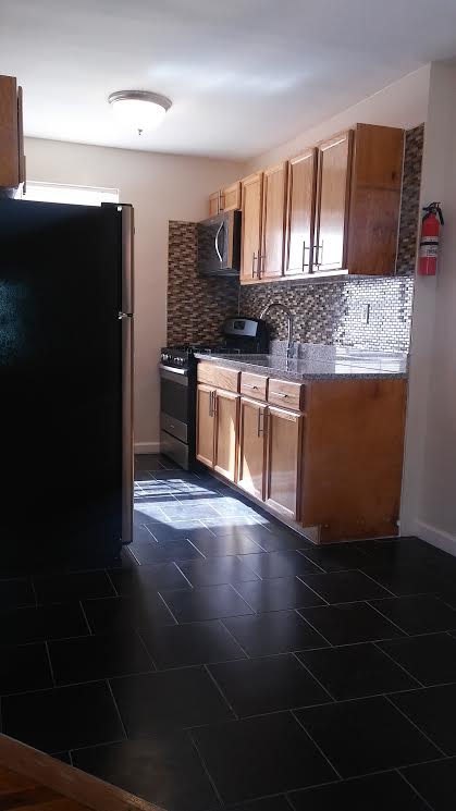 Foto principal - 9156 195th St