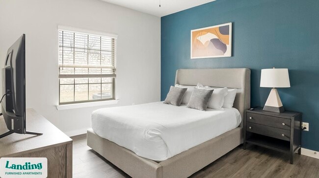 Foto del edificio - 8200 Clarksprings Dr