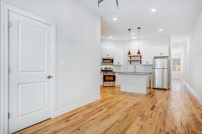 Foto del edificio - 5407 S Harper Ave