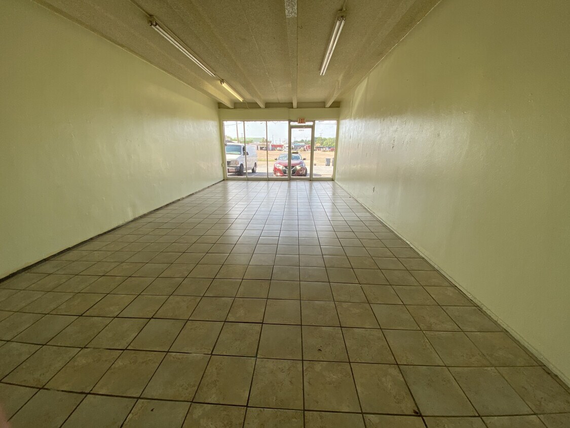 Foto del edificio - 3208 Ferndale Drive