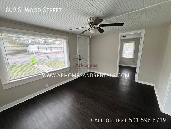 Foto del edificio - 809 S Wood St