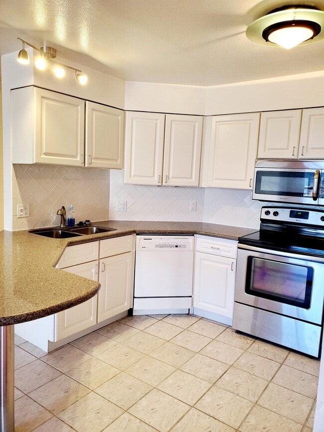 Photo - 1625 Larimer St Townhome