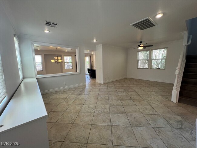 Building Photo - 10068 W Glen Aire Ave