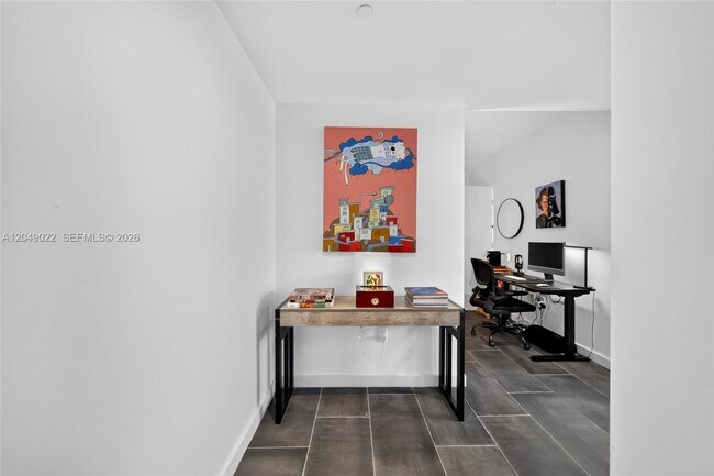 Foto del edificio - 1100 S Miami Ave